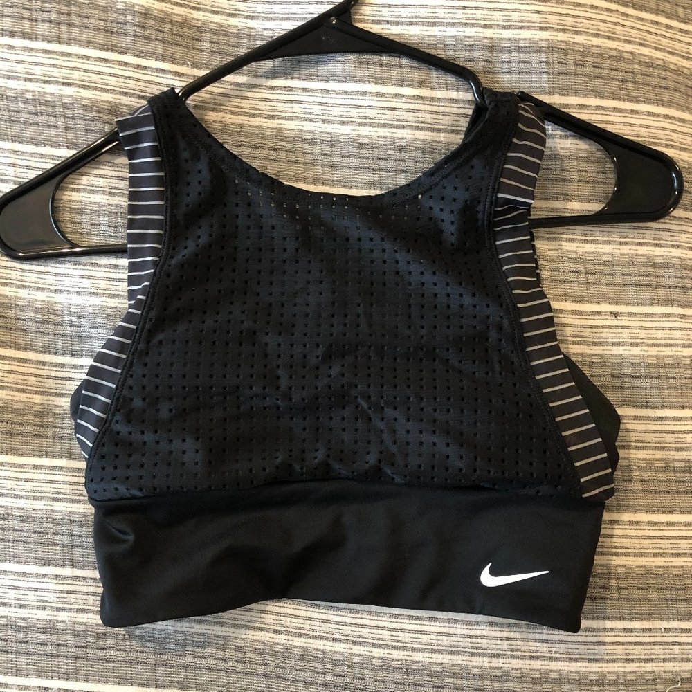 NIKE Dri-Fit Crop Style Sports Bra